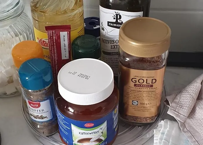 1 Von 3 Mit Gemeinschaftsbad-kueche, 30min Koeln Messe Bahnhof, 5min Bahnhof Zentrum * Leverkusen